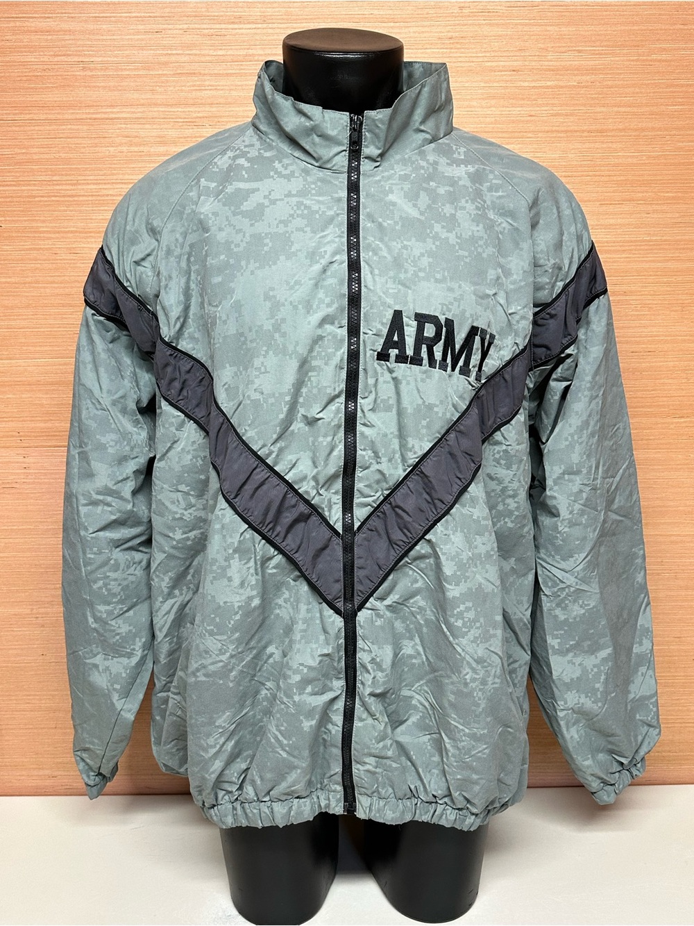 Army Gray Digital Camo Improved Physical Fitness Uniform IPFU PT Jacket X-Large